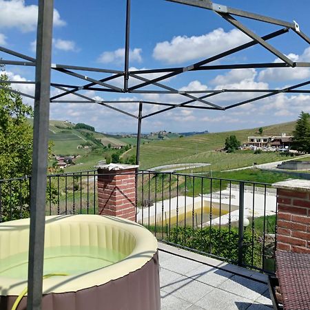 Bed and Breakfast La Terrazza Del Barbaresco Neviglie Exterior foto